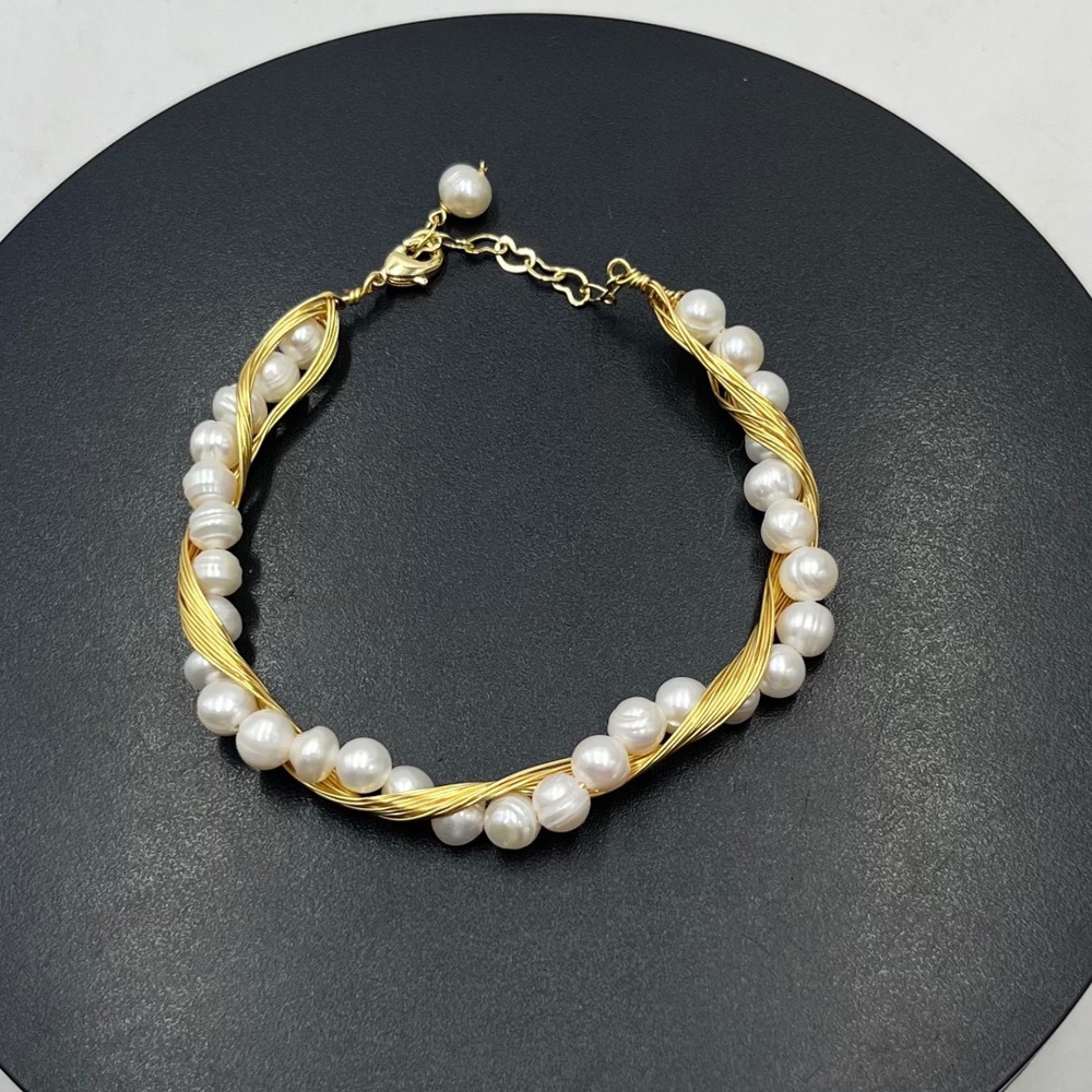18k Gold Plated Wrapped Natural
Freshwater Pearl Bracelet For
Women
